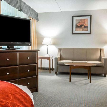 Comfort Suites South Burlington Near University Buitenkant foto