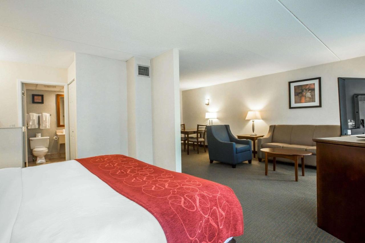 Comfort Suites South Burlington Near University Buitenkant foto