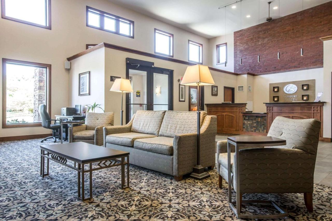 Comfort Suites South Burlington Near University Buitenkant foto